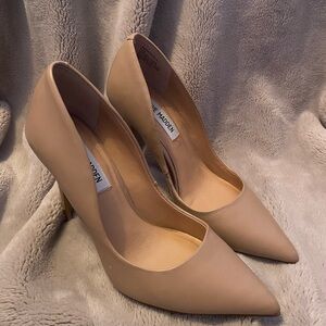 Steve Madden Nude Heels
